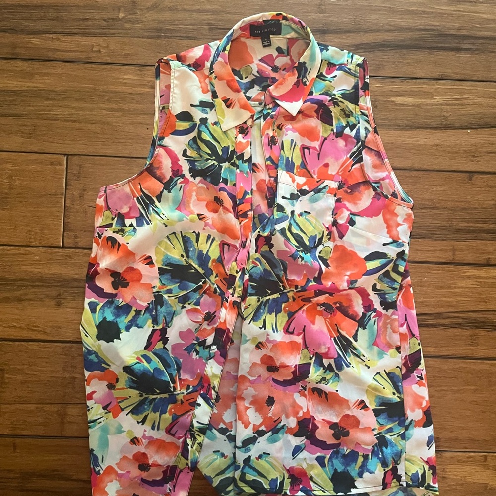 Limited blouse